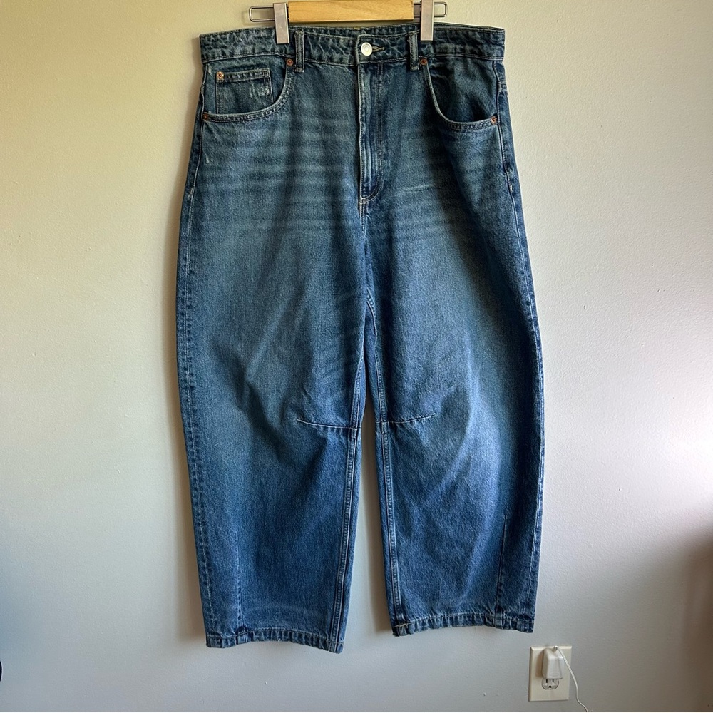 Zara high rise barrel jeans, baggy, relaxed fit
